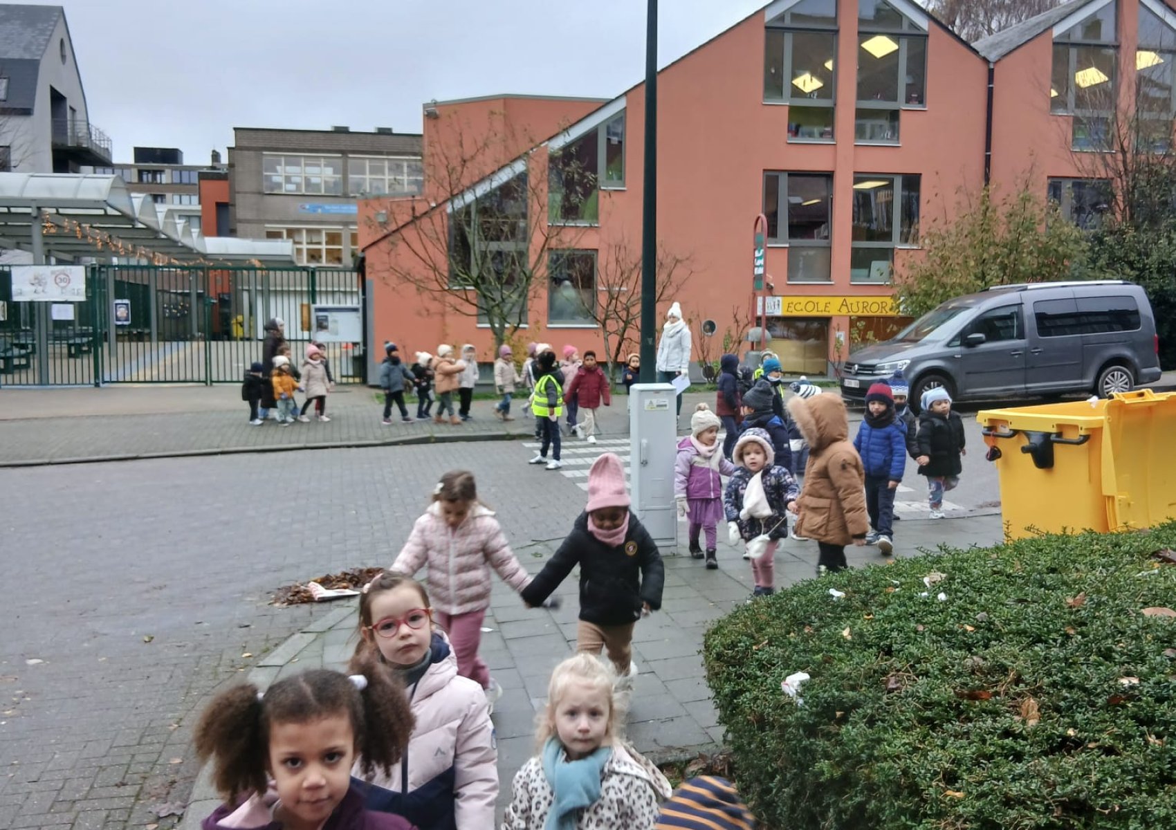 whatsapp image 2025-11-30 at 22.05.18